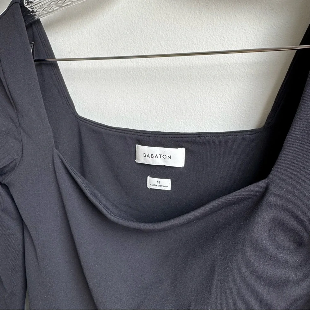 Aritzia Babaton Contour Black Square Neck Long Sleeve Bodysuit Sz M - Picture 11 of 13